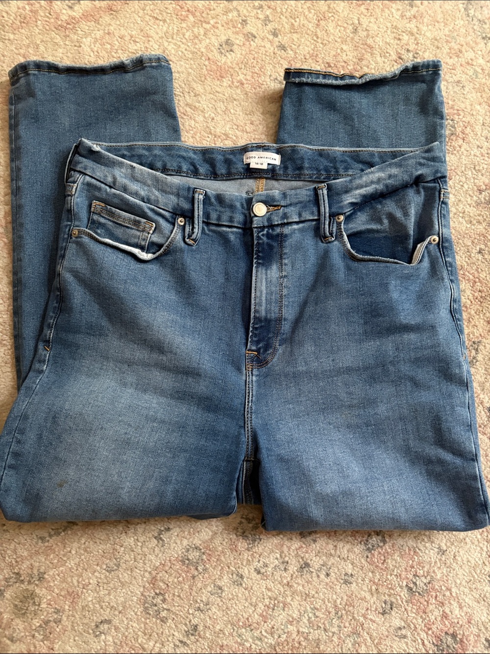 Good American Straight Leg Jeans in Blue Wash size 14-18  like new